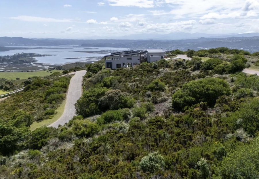 4 Bedroom Property for Sale in Fernwood Estate Western Cape